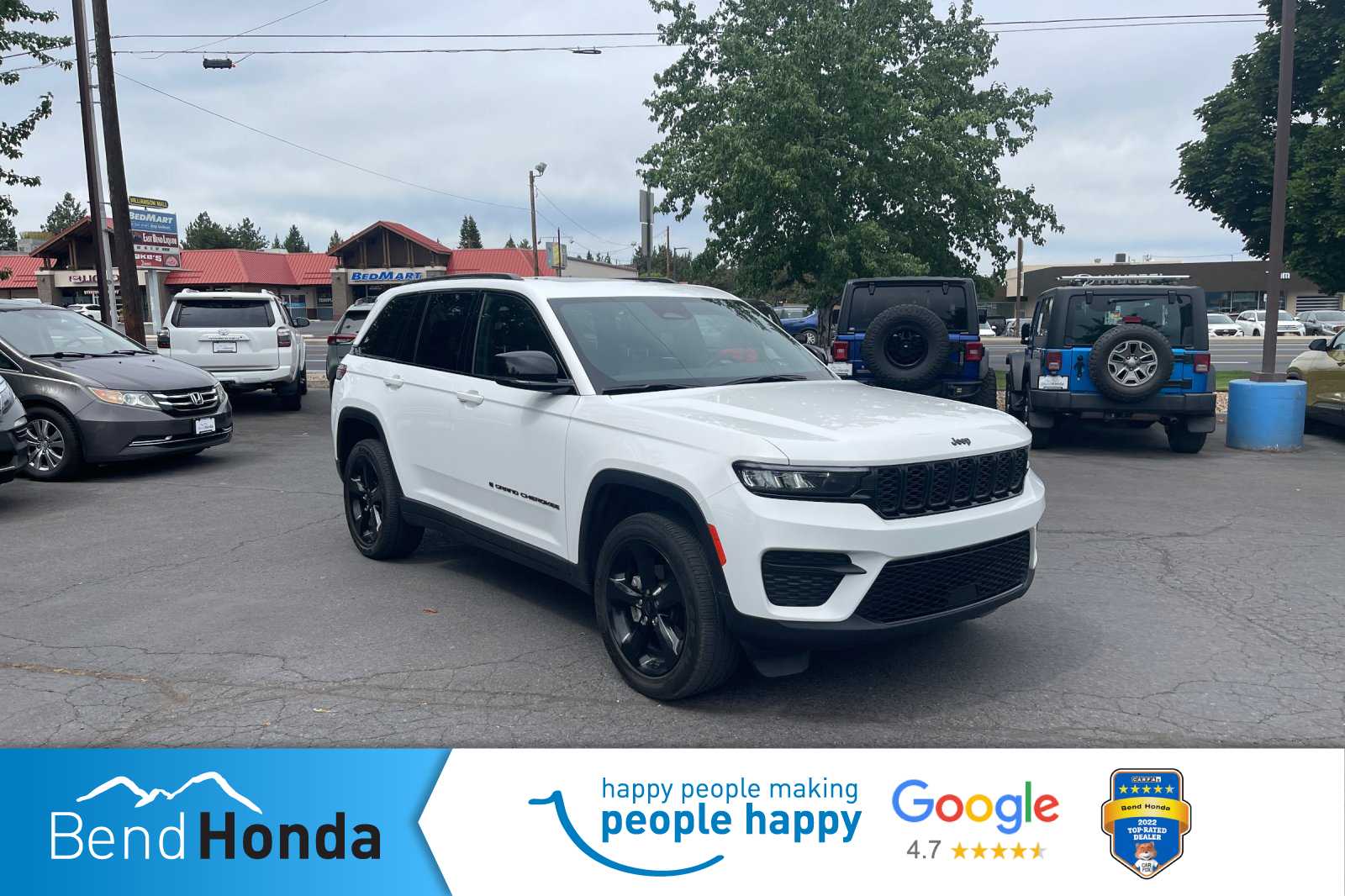 Thumbnail: 2023 Jeep Grand Cherokee - 9