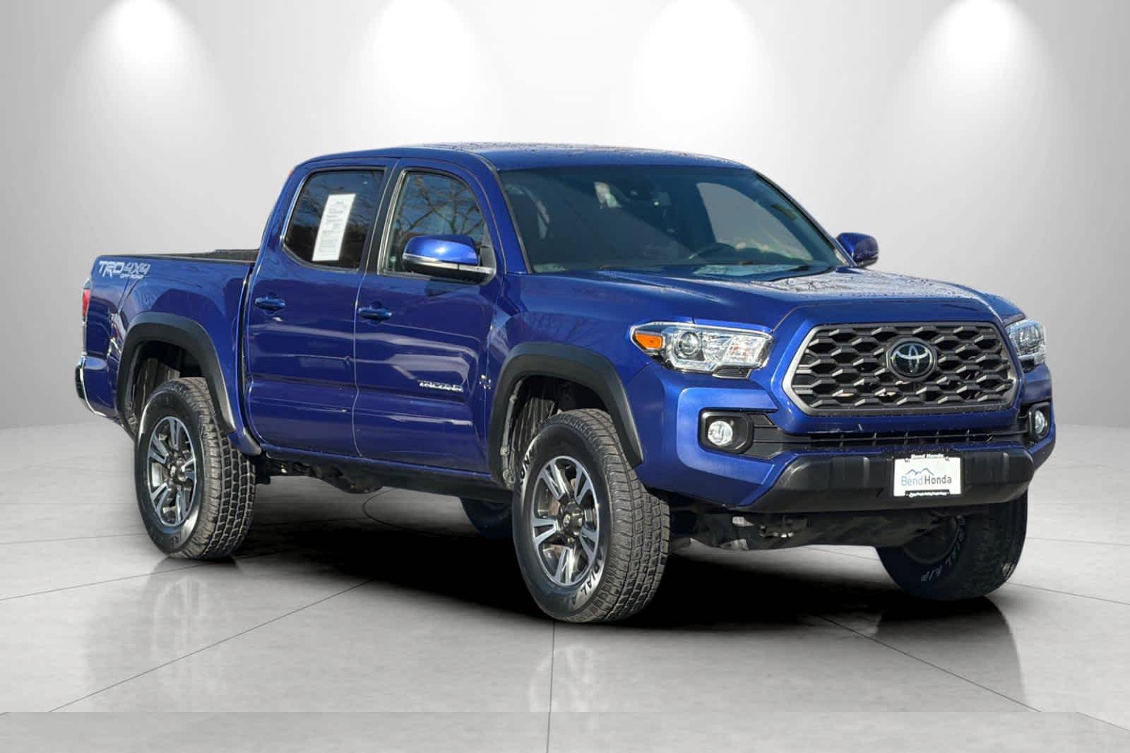 Thumbnail: 2022 Toyota Tacoma - 9