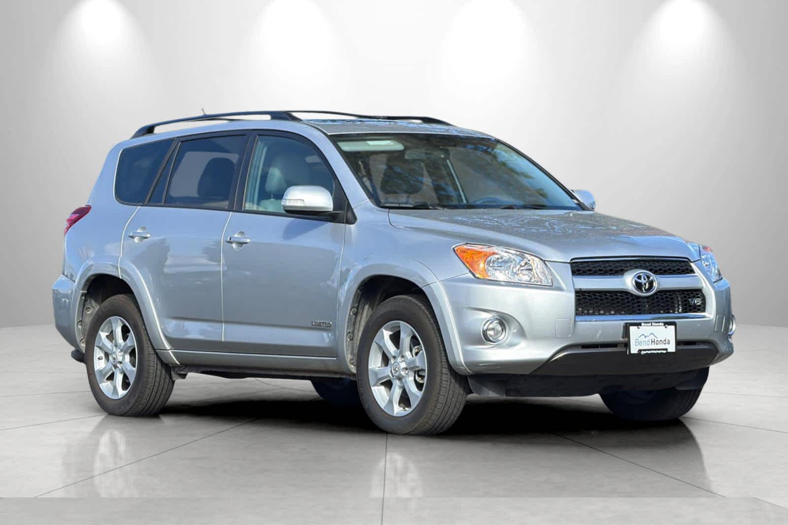 Thumbnail: 2012 Toyota RAV4 - 9