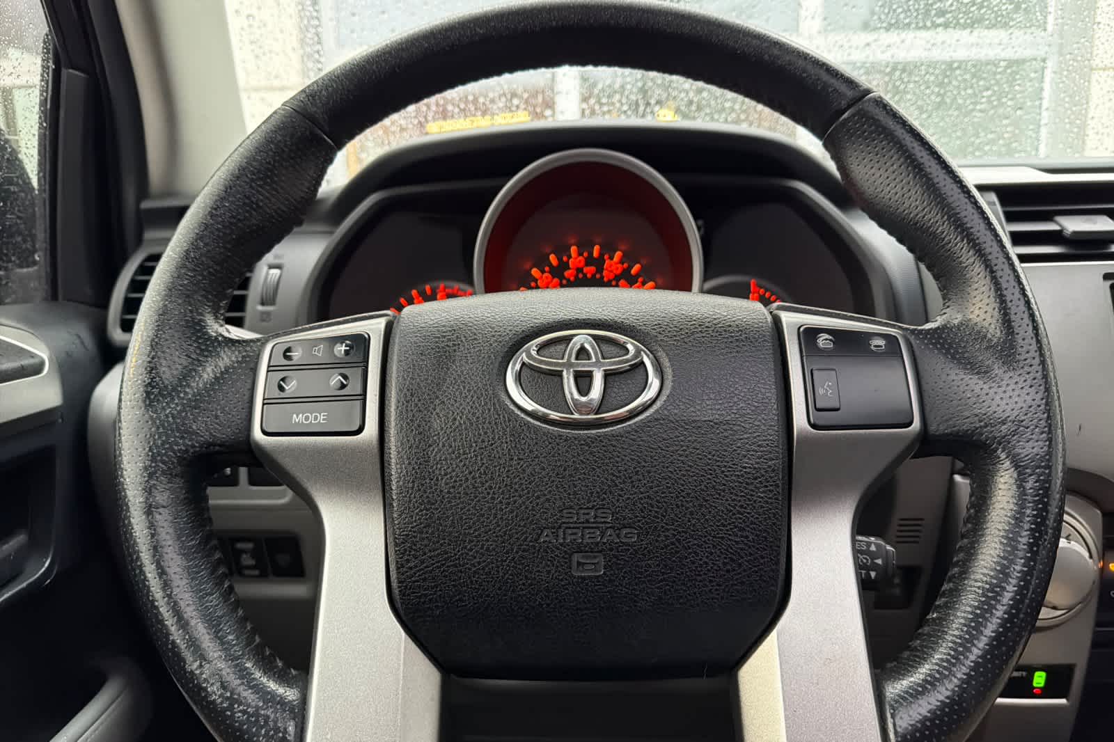 Thumbnail: 2010 Toyota 4Runner - 23