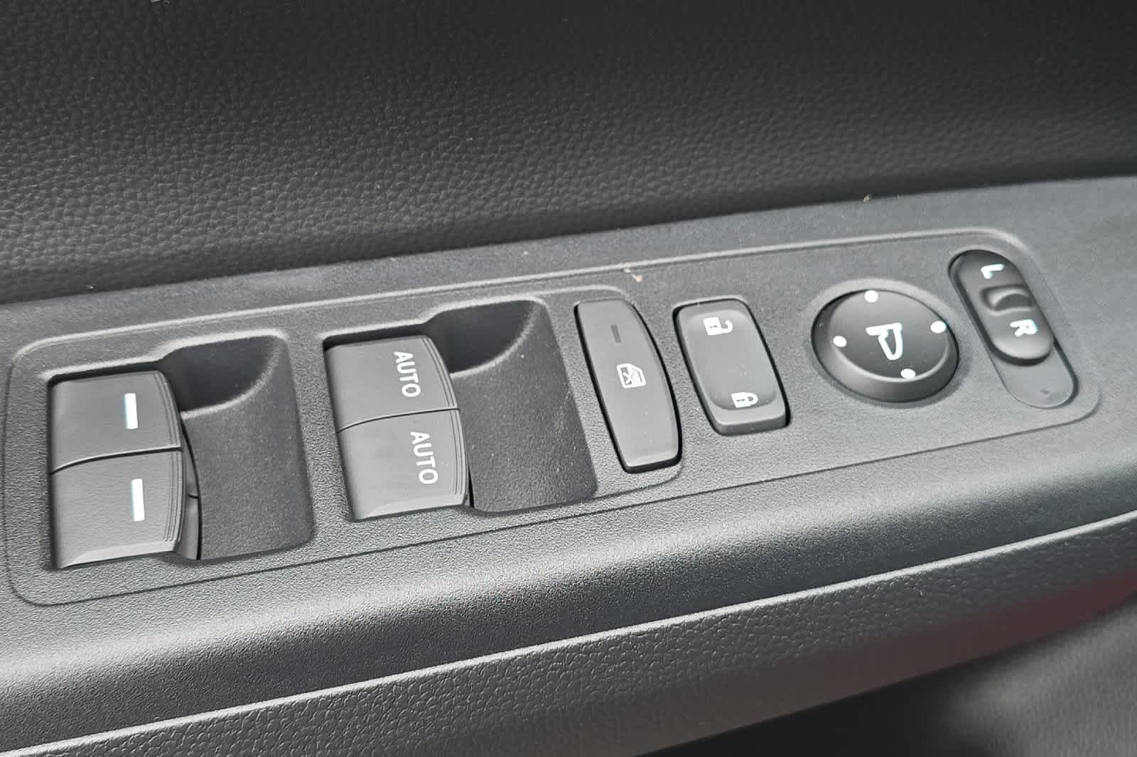 Thumbnail: 2026 Honda CR-V - 15