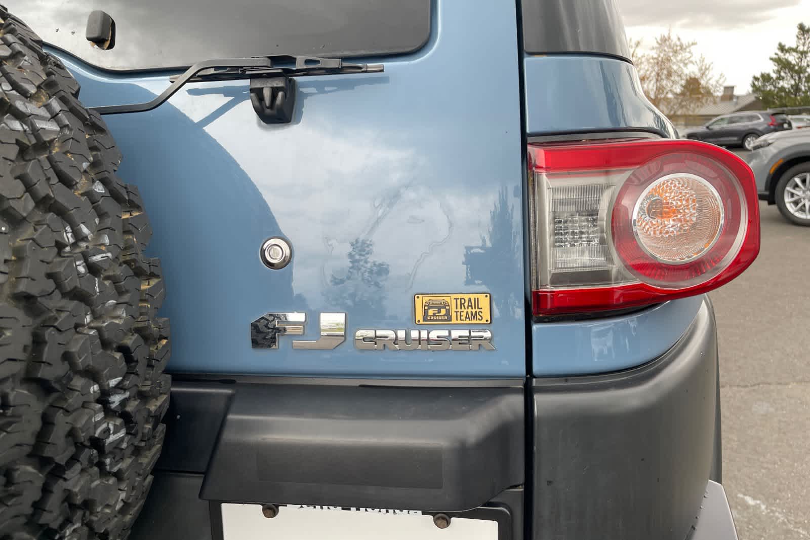 Thumbnail: 2014 Toyota FJ Cruiser - 14