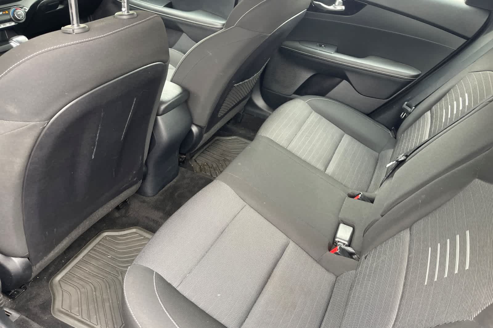 Thumbnail: 2019 Kia Forte - 10