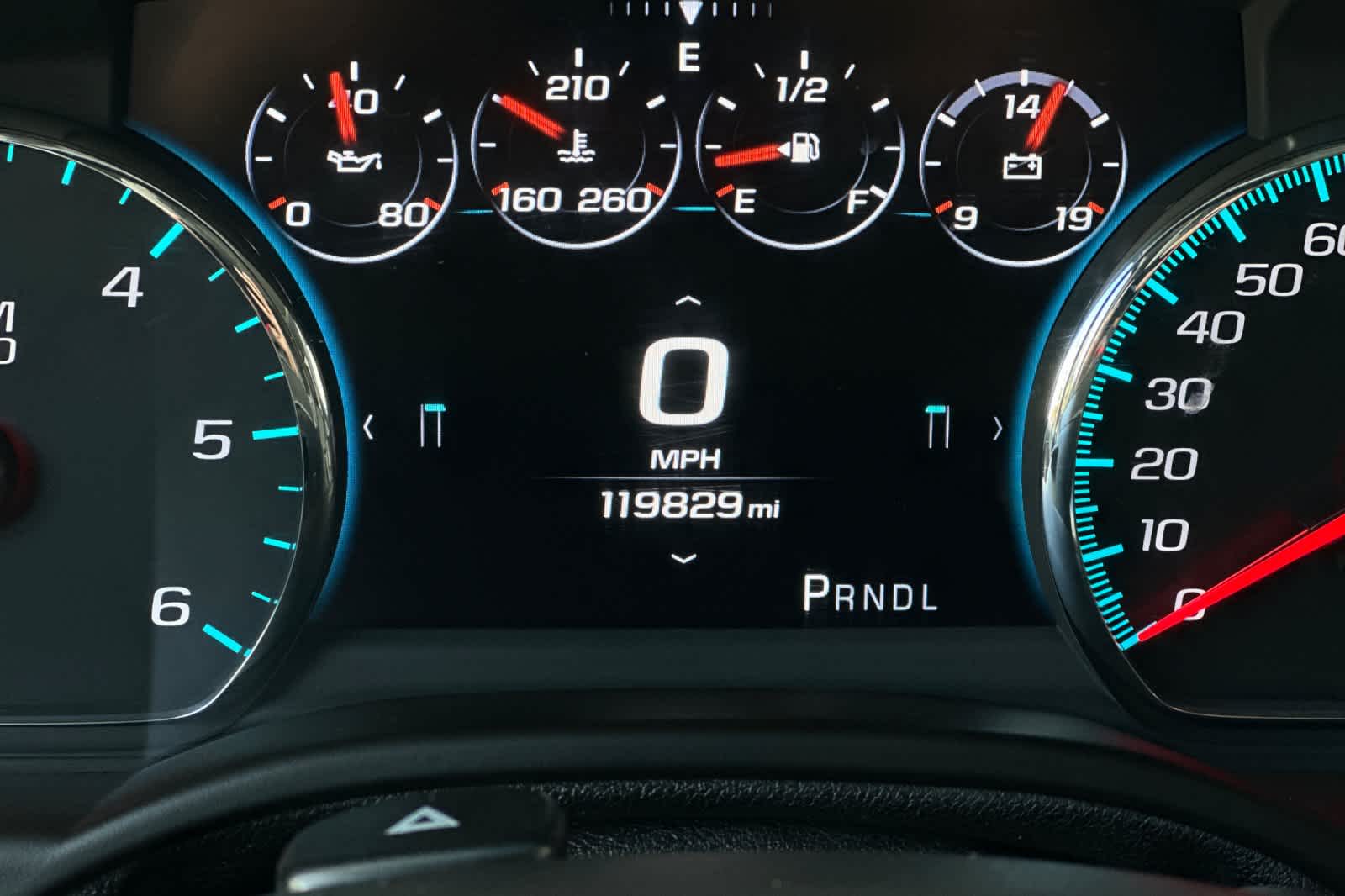 Thumbnail: 2017 Chevrolet Suburban - 29