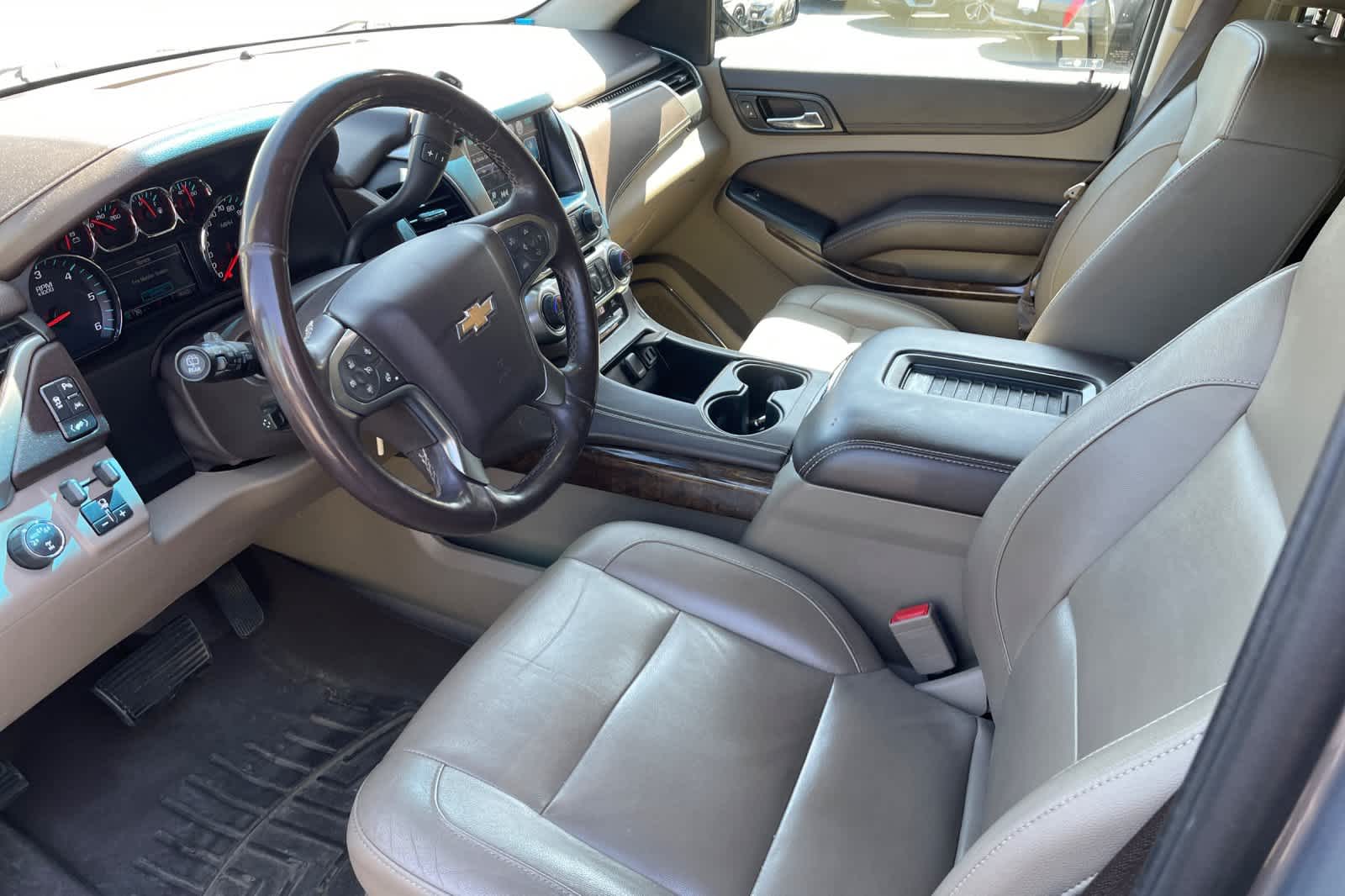 Thumbnail: 2017 Chevrolet Tahoe - 9