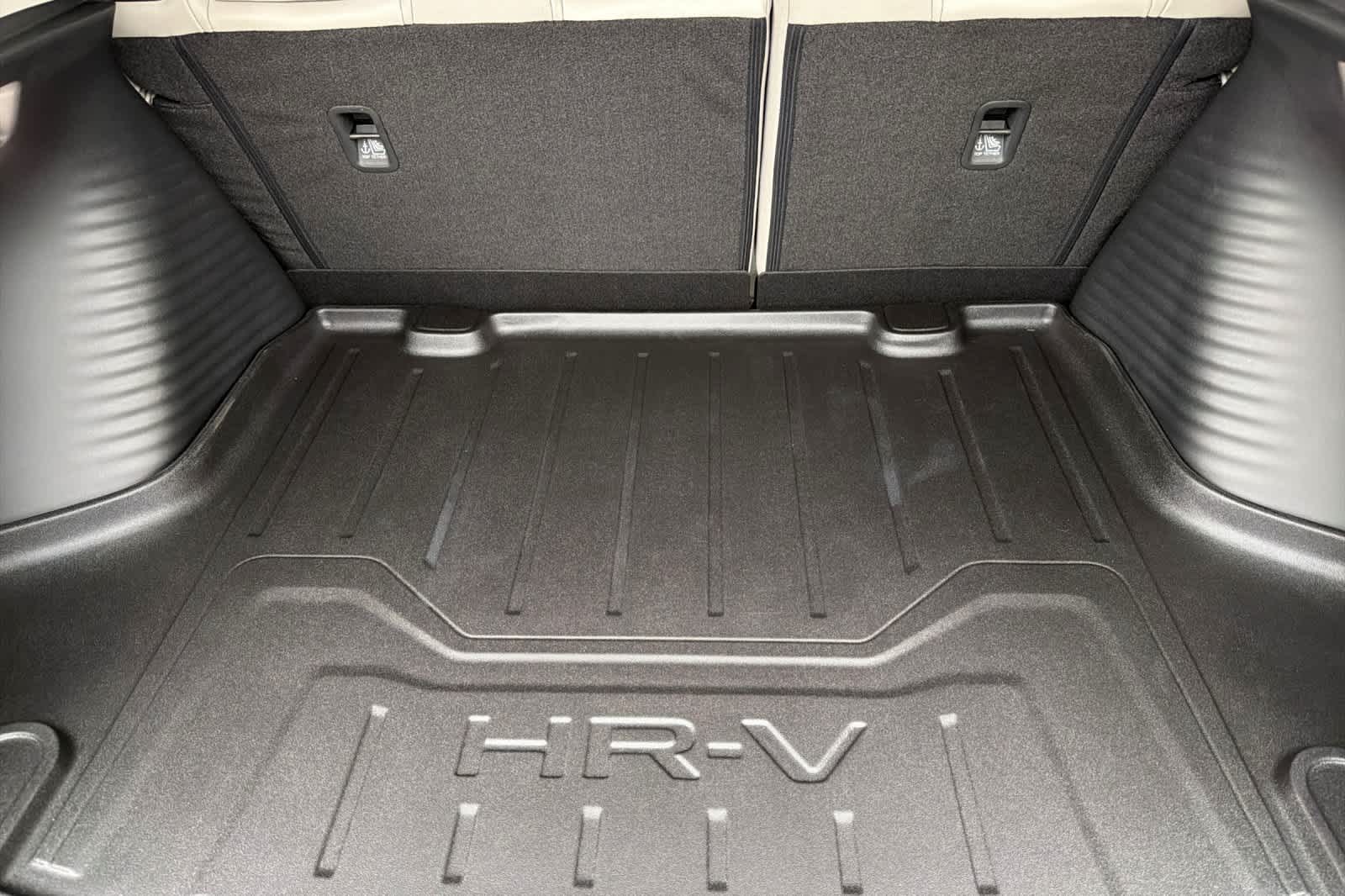 Thumbnail: 2027 Honda HR-V - 17