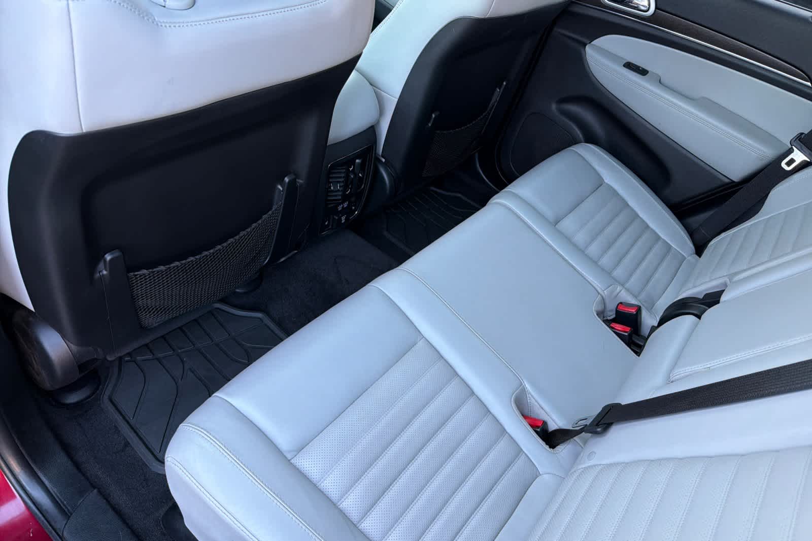 Thumbnail: 2018 Jeep Grand Cherokee - 4