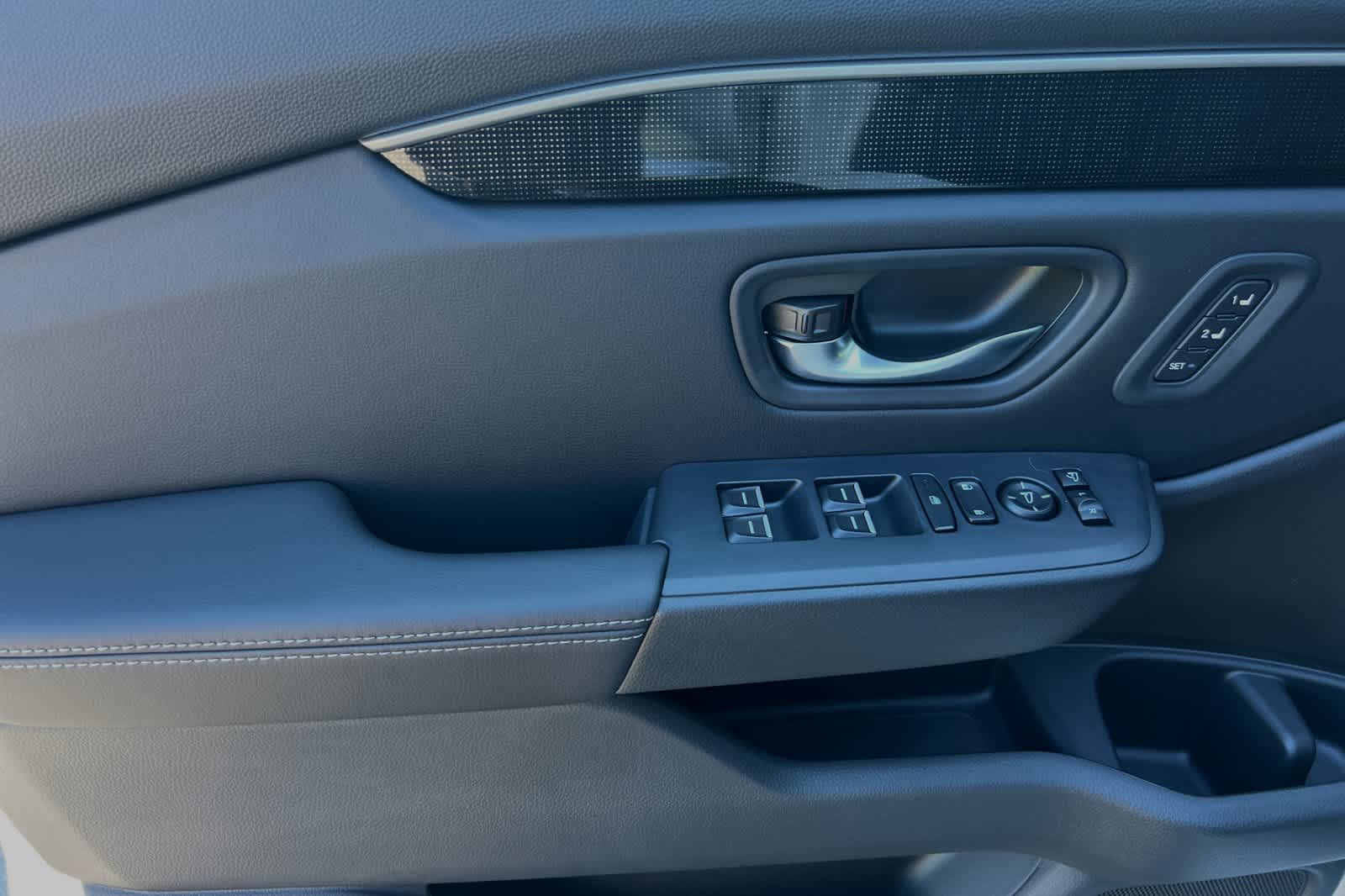 Thumbnail: 2025 Honda Pilot - 14