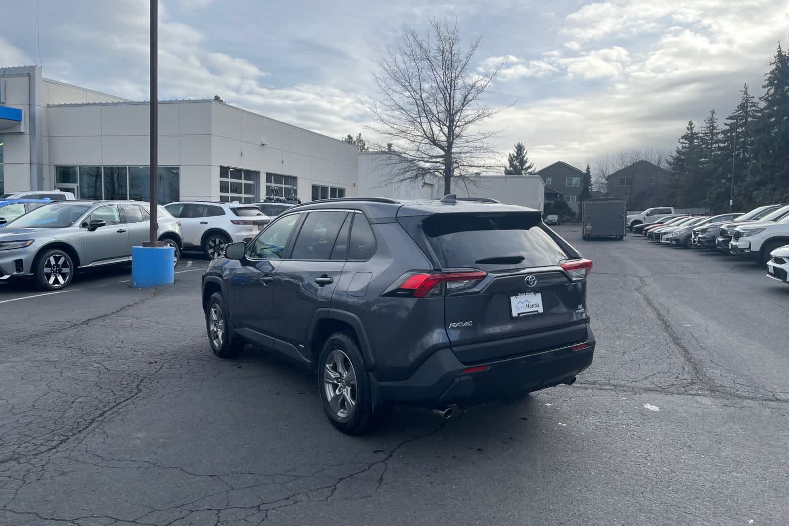 Thumbnail: 2024 Toyota RAV4 - 8