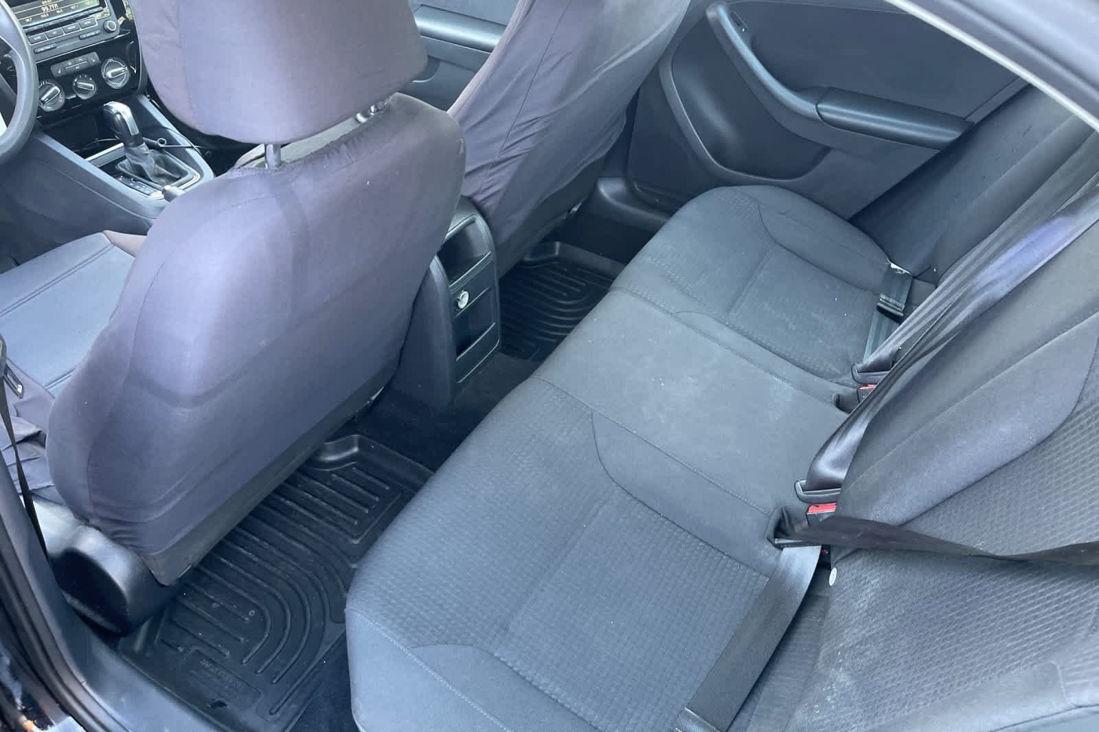 Thumbnail: 2015 Volkswagen Jetta - 10