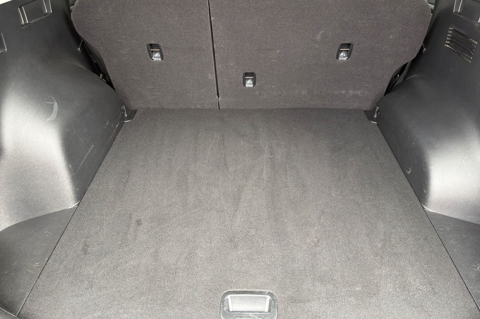 Thumbnail: 2023 Kia Sportage - 17