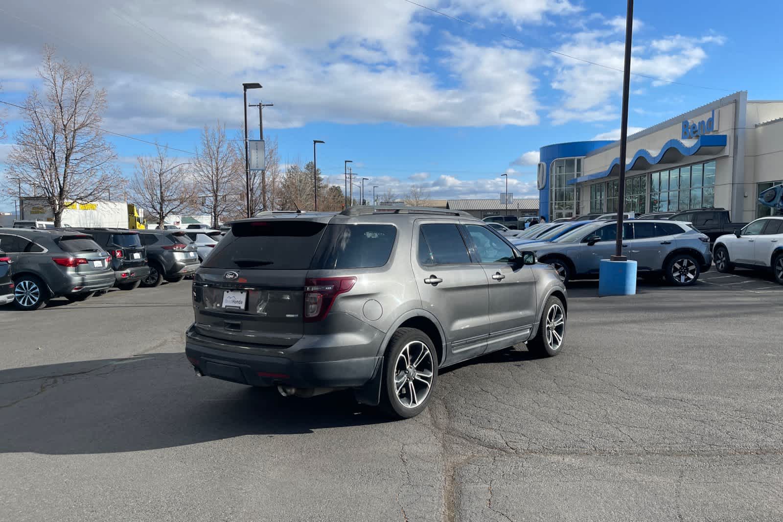 Thumbnail: 2015 Ford Explorer - 2