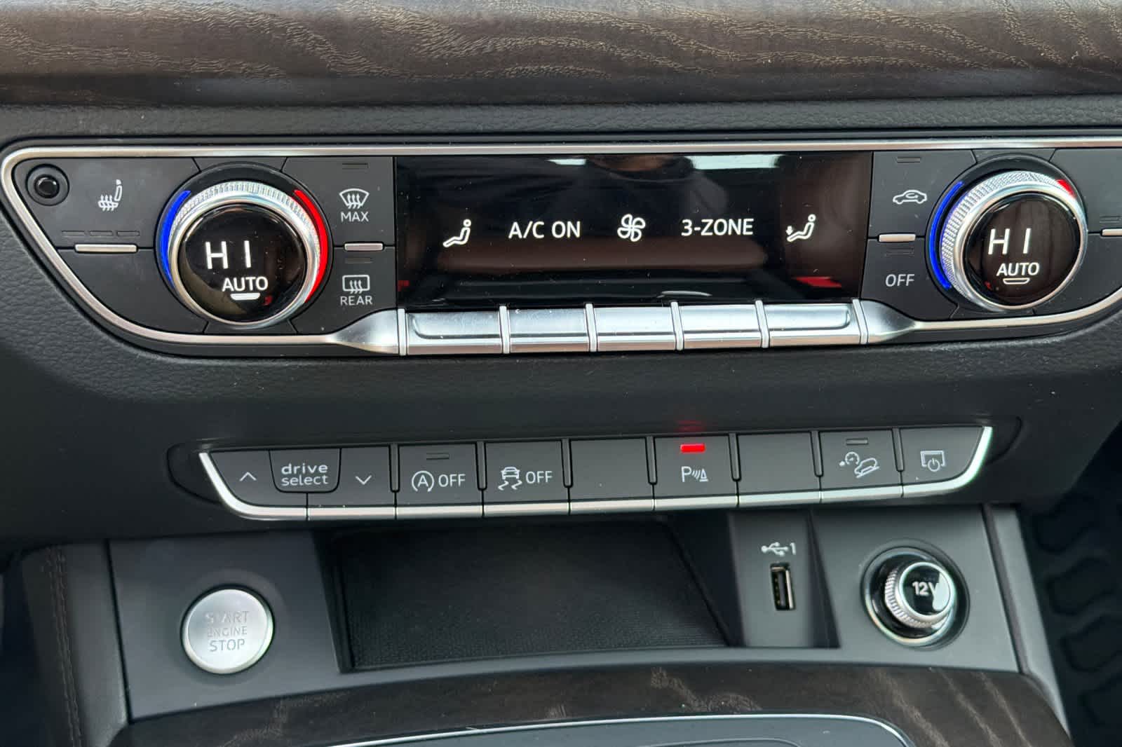 Thumbnail: 2019 Audi Q5 - 23