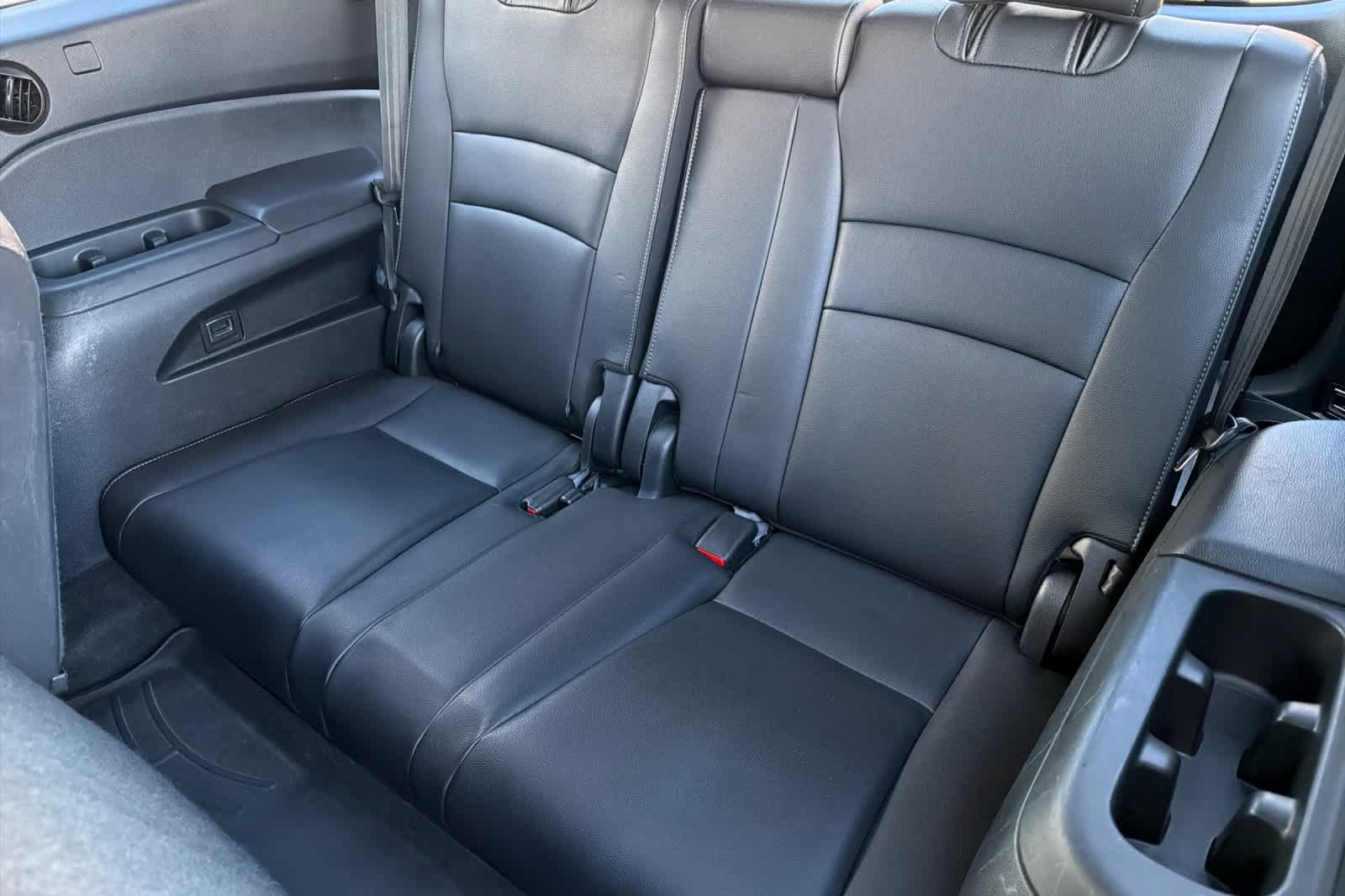 Thumbnail: 2020 Honda Pilot - 17