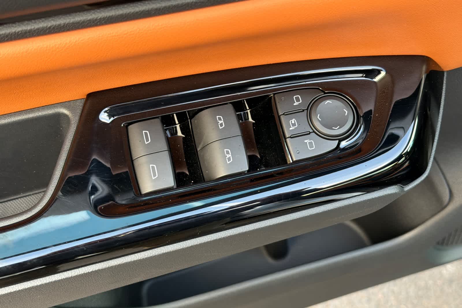 Thumbnail: 2026 Honda Prologue - 15