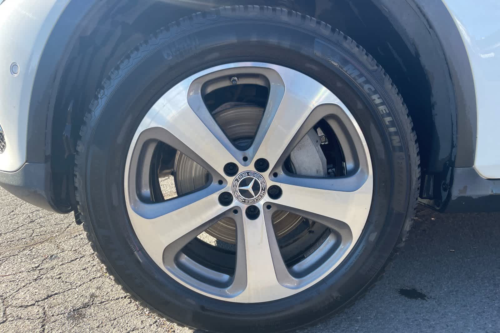 Thumbnail: 2018 Mercedes-Benz GLC - 11