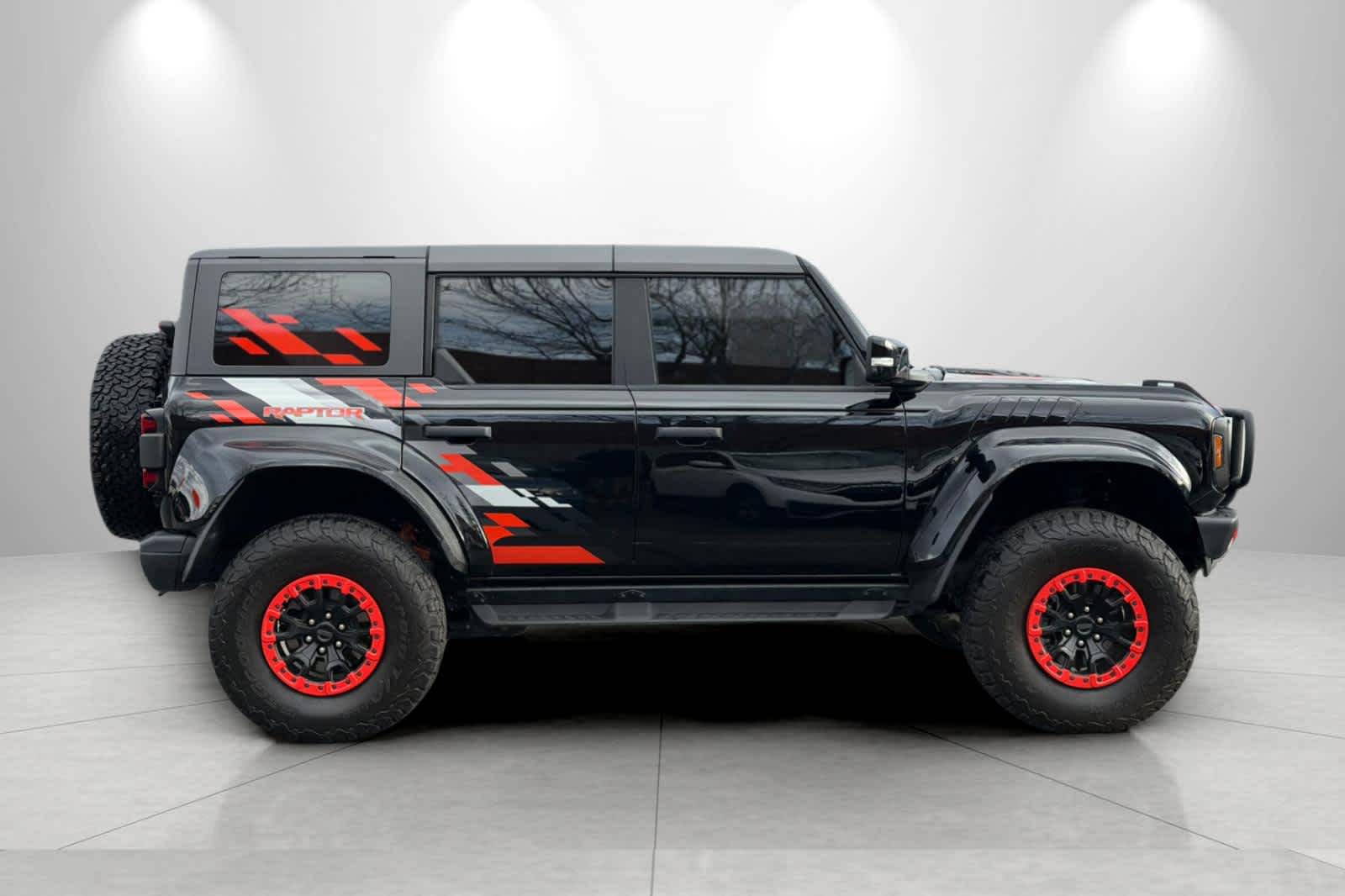 Thumbnail: 2024 Ford Bronco - 8