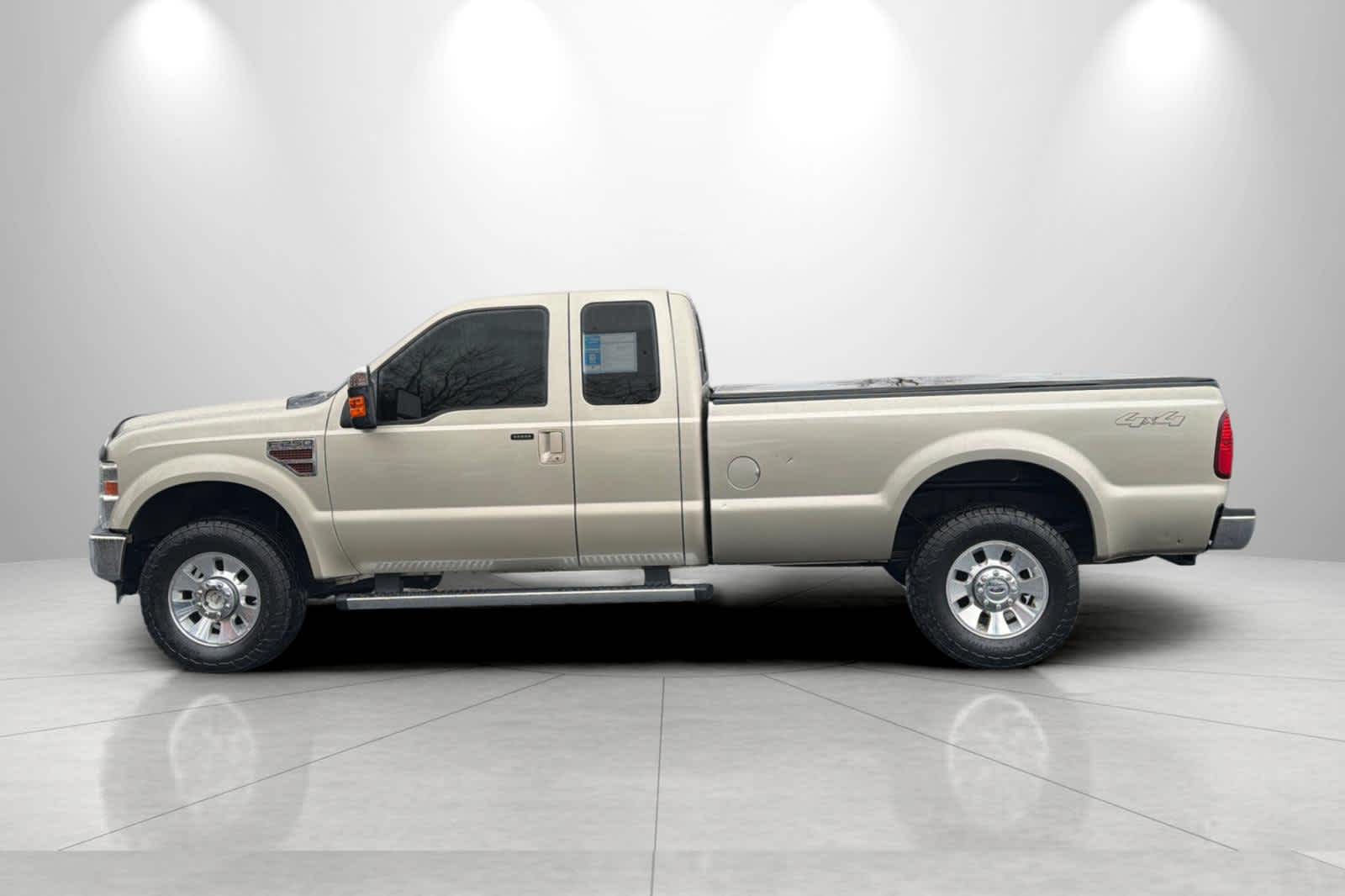 Thumbnail: 2010 Ford F-250 - 5