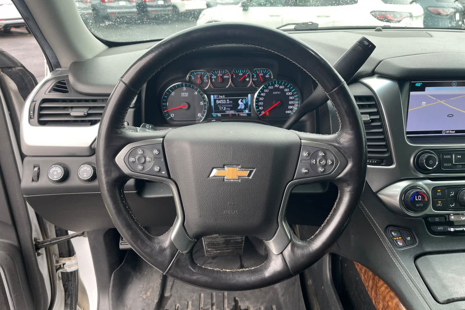 Thumbnail: 2018 Chevrolet Suburban - 14