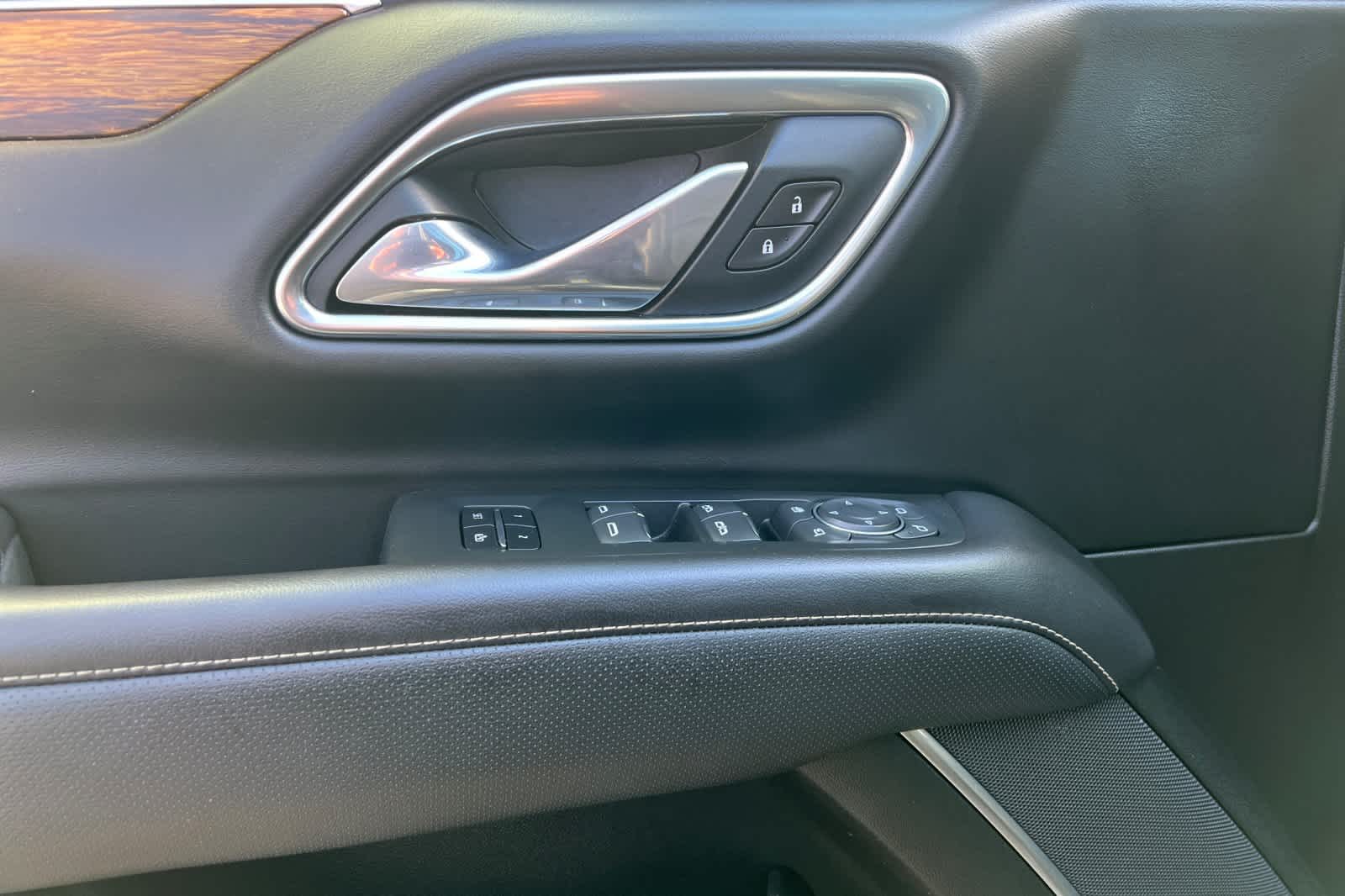 Thumbnail: 2021 Chevrolet Tahoe - 14