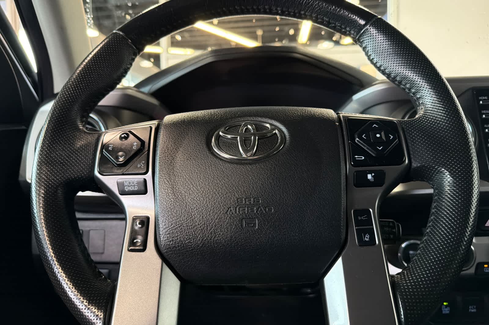 Thumbnail: 2023 Toyota Tacoma - 24