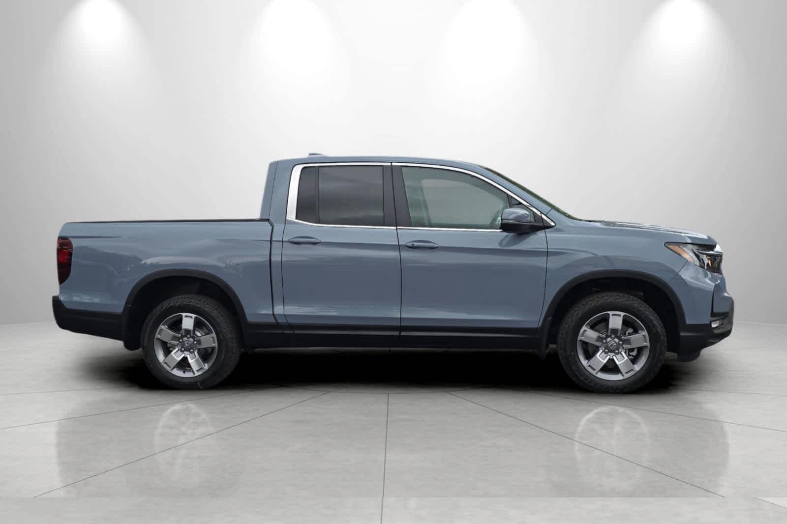 Thumbnail: 2026 Honda Ridgeline - 8