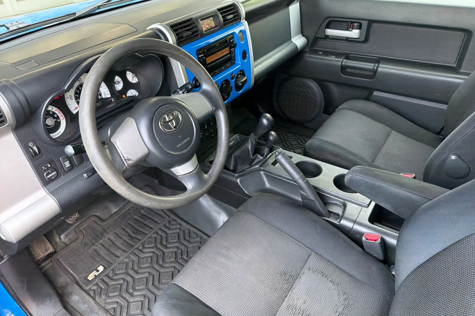 Thumbnail: 2007 Toyota FJ Cruiser - 13