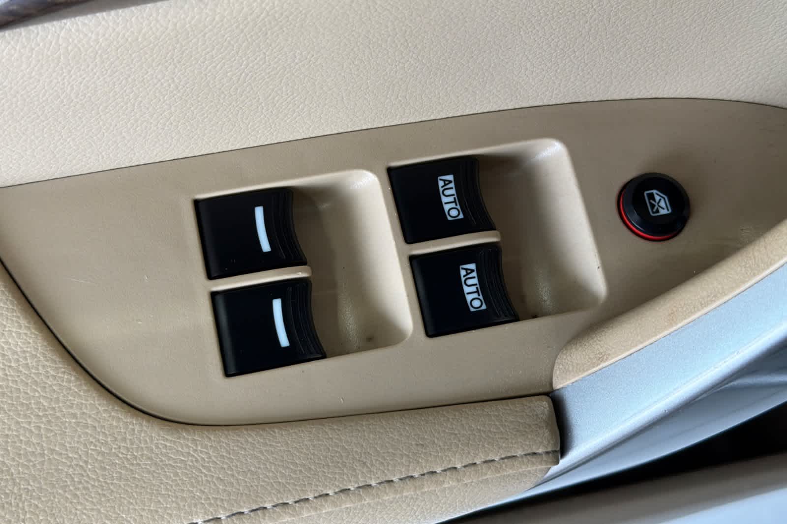 Thumbnail: 2013 Acura MDX - 15