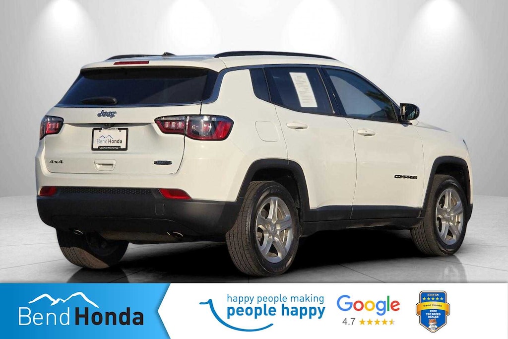 Used 2024 Jeep Compass Latitude SUV