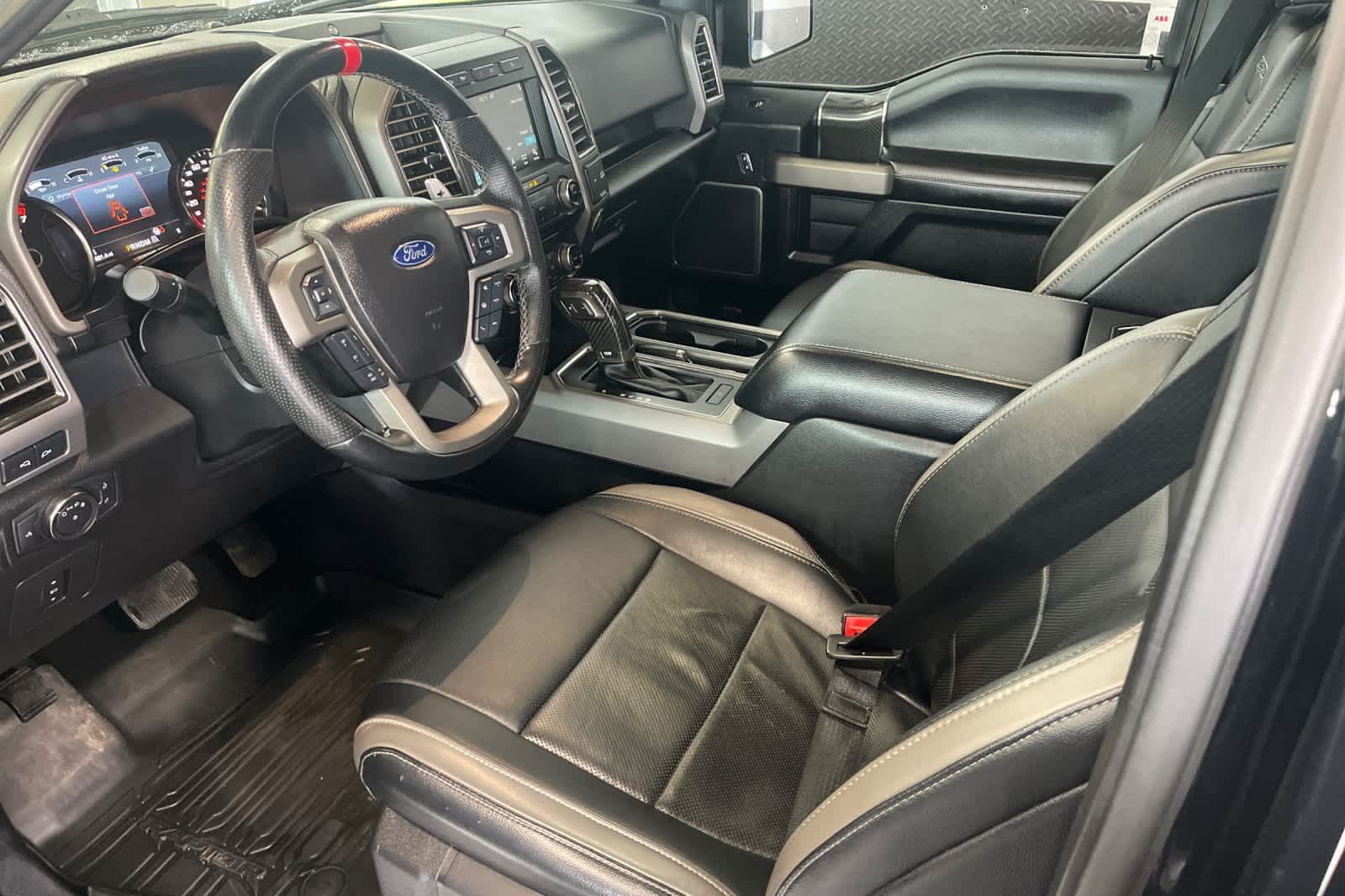 Thumbnail: 2018 Ford F-150 - 9