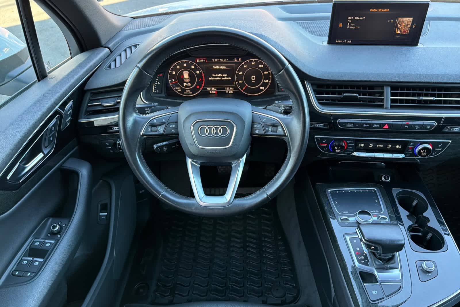 Thumbnail: 2017 Audi Q7 - 16