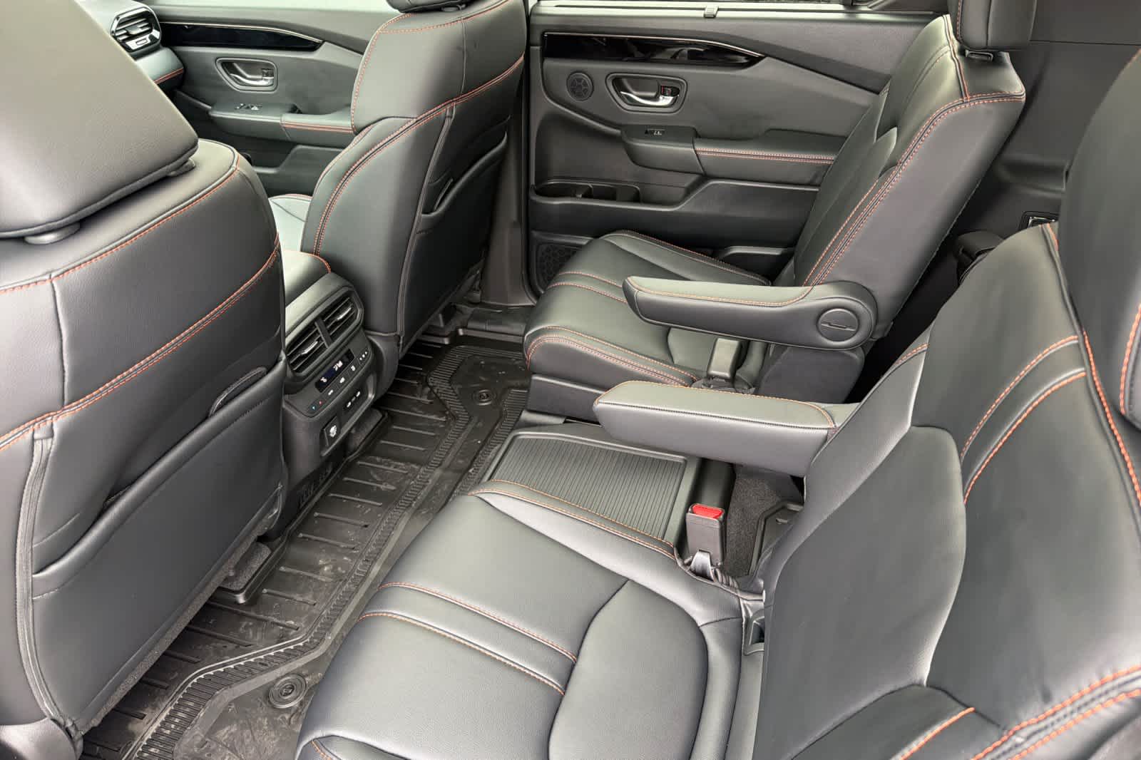 Thumbnail: 2025 Honda Pilot - 4