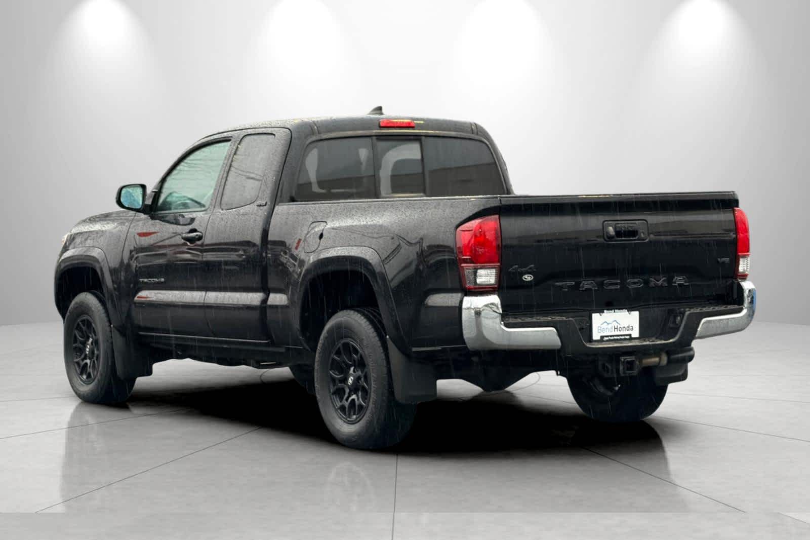 Thumbnail: 2019 Toyota Tacoma - 5