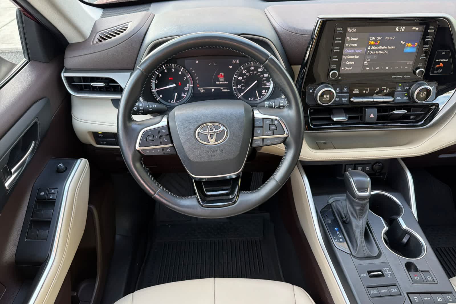 Thumbnail: 2021 Toyota Highlander - 15