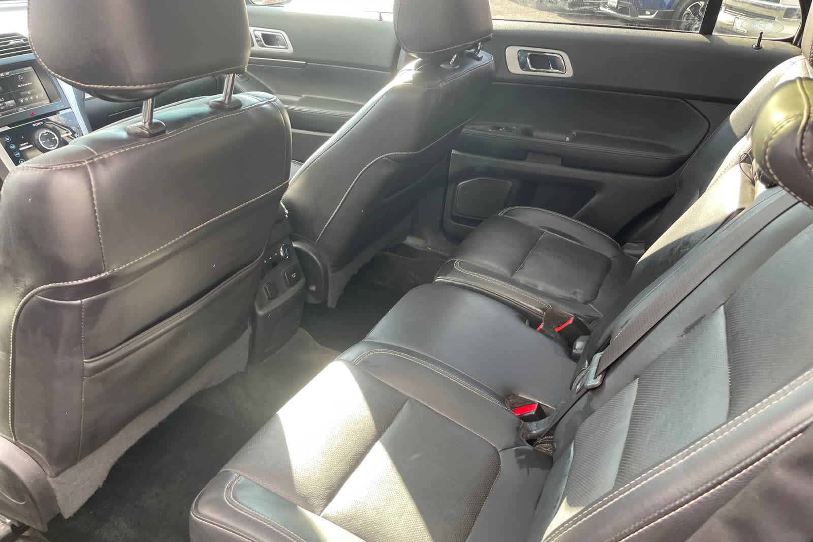 Thumbnail: 2015 Ford Explorer - 4