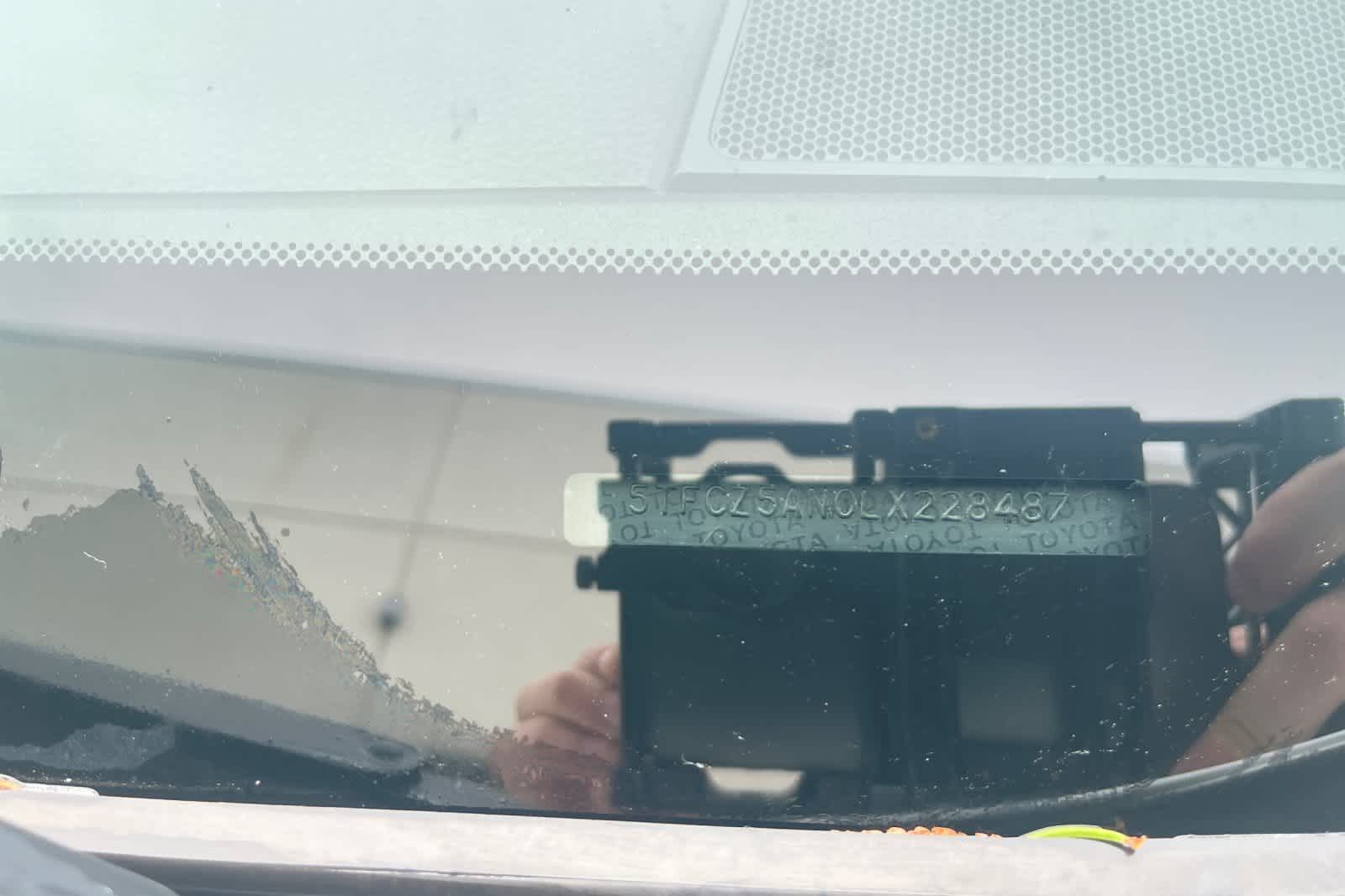 Thumbnail: 2020 Toyota Tacoma - 16