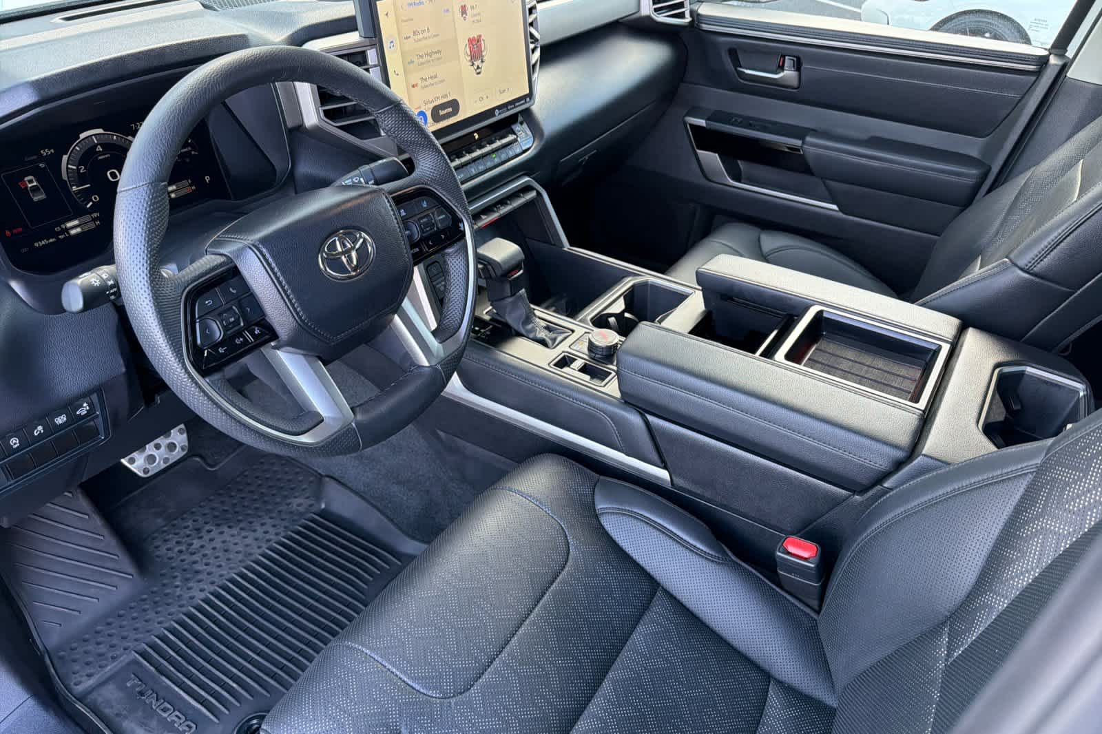 Thumbnail: 2024 Toyota Tundra - 13