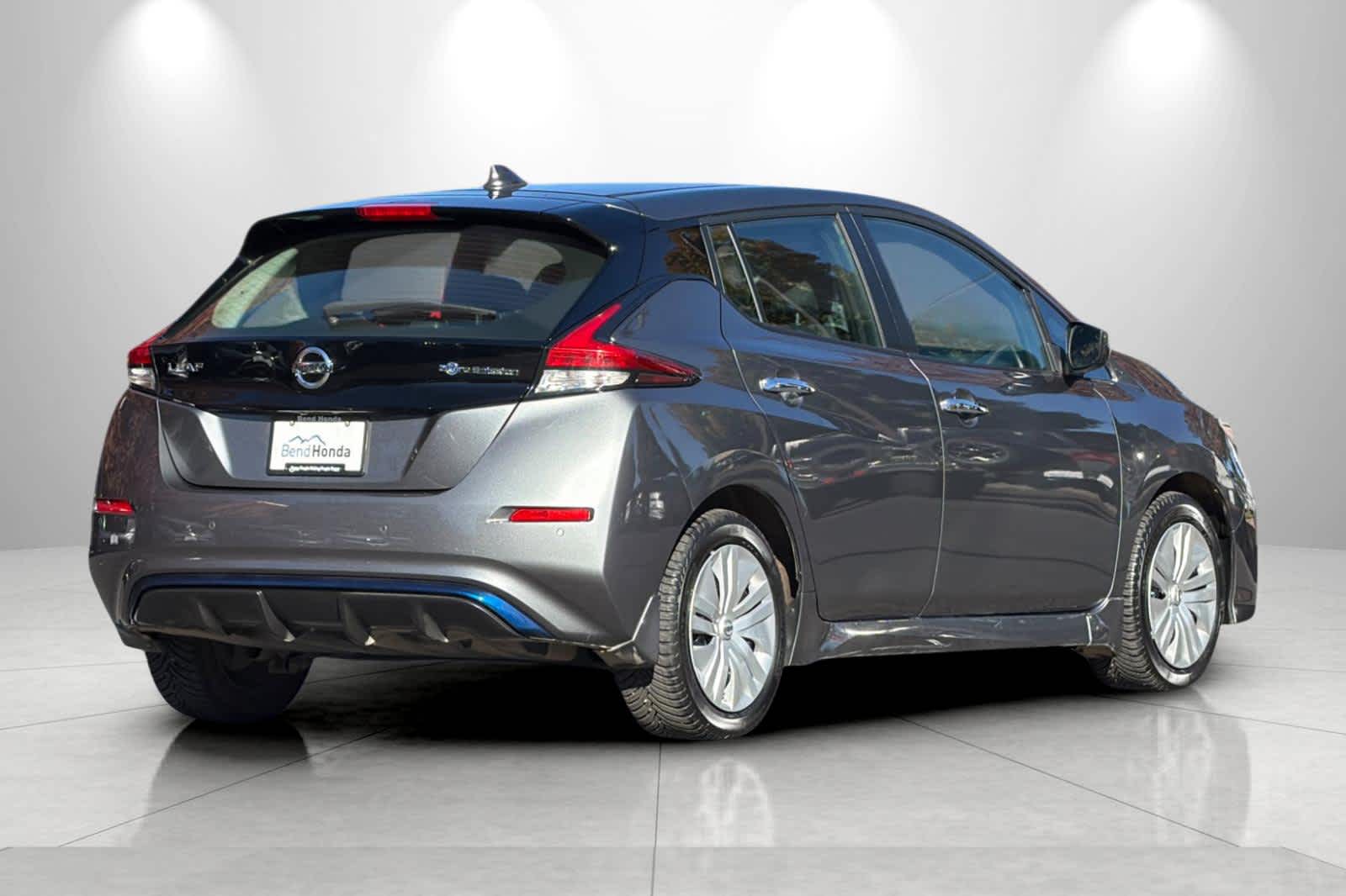 Used 2022 Nissan LEAF S with VIN 1N4AZ1BV8NC560854 for sale in Bend, OR