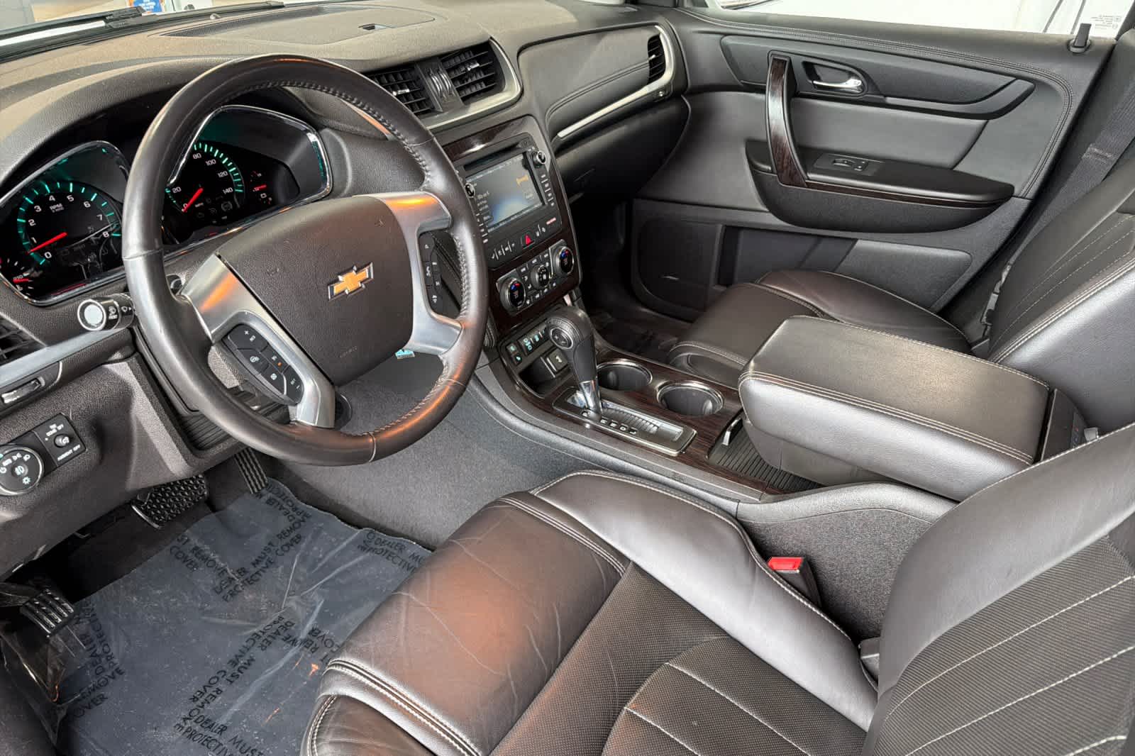 Thumbnail: 2017 Chevrolet Traverse - 13