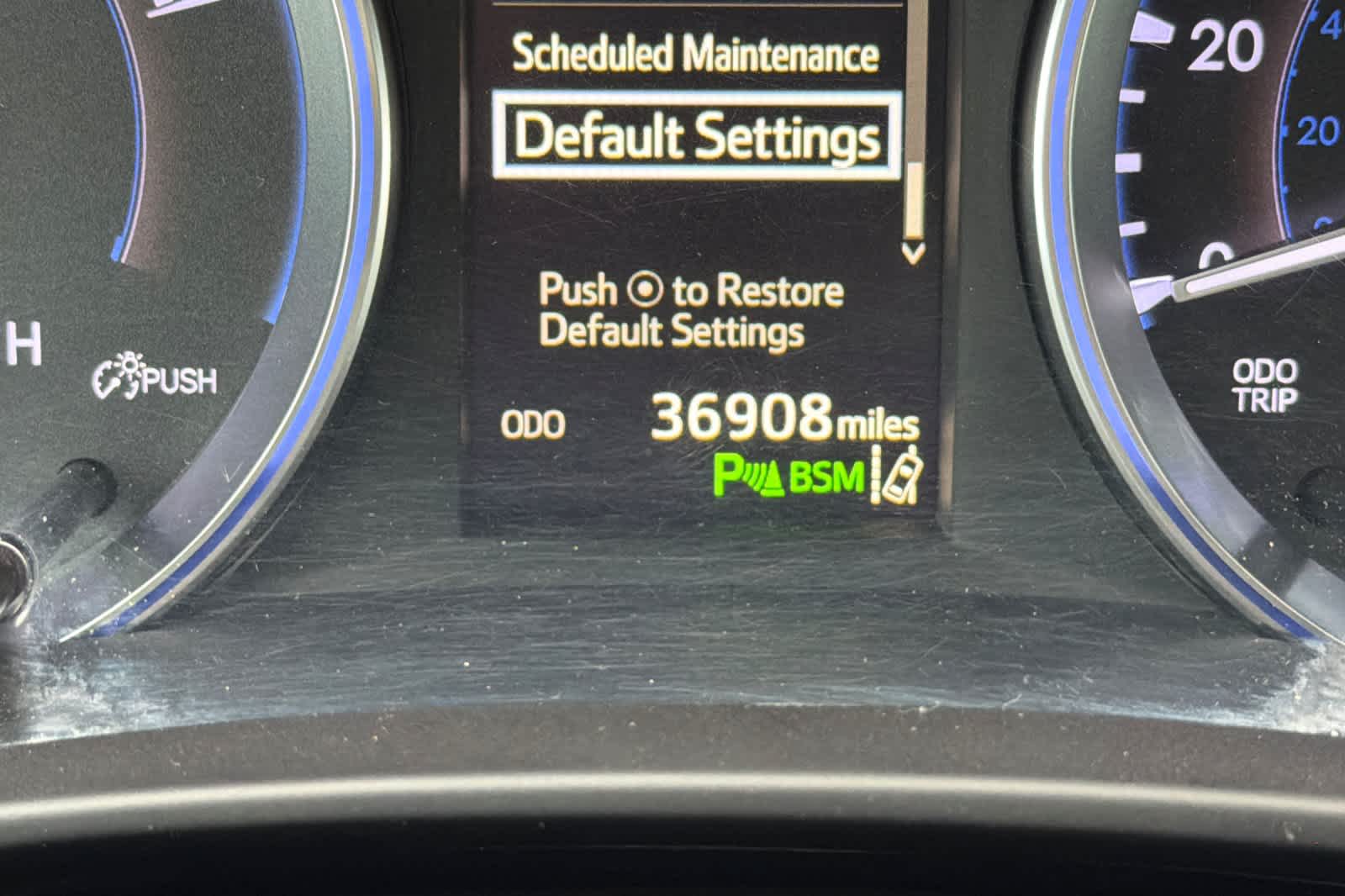 Thumbnail: 2018 Toyota Highlander - 29