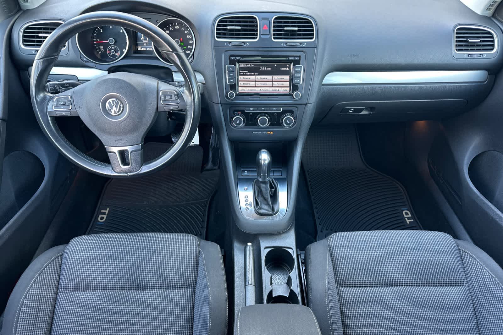 Thumbnail: 2012 Volkswagen Golf - 3