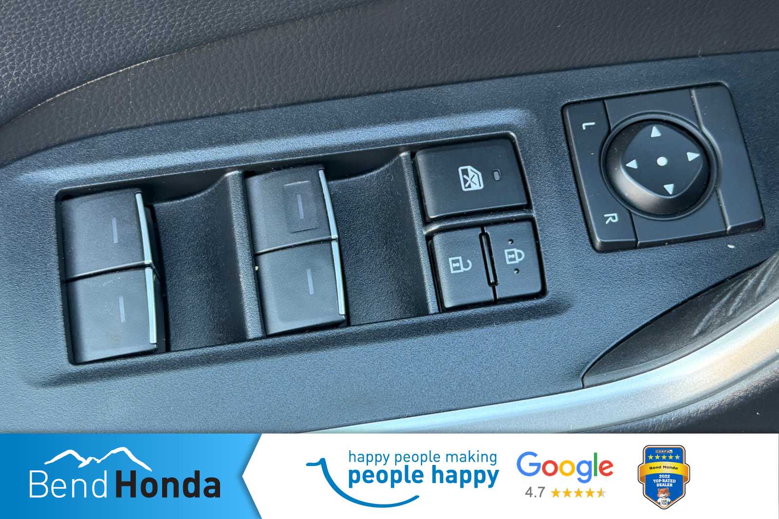 Thumbnail: 2023 Toyota RAV4 - 15