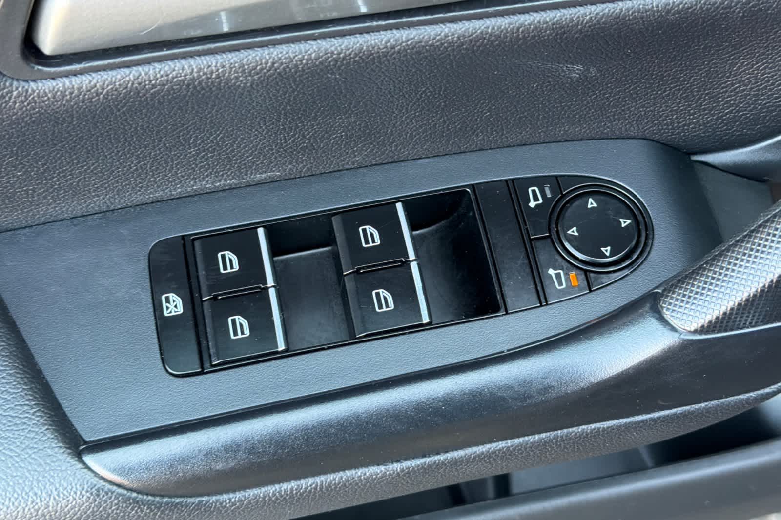 Thumbnail: 2024 Mazda CX-50 - 15