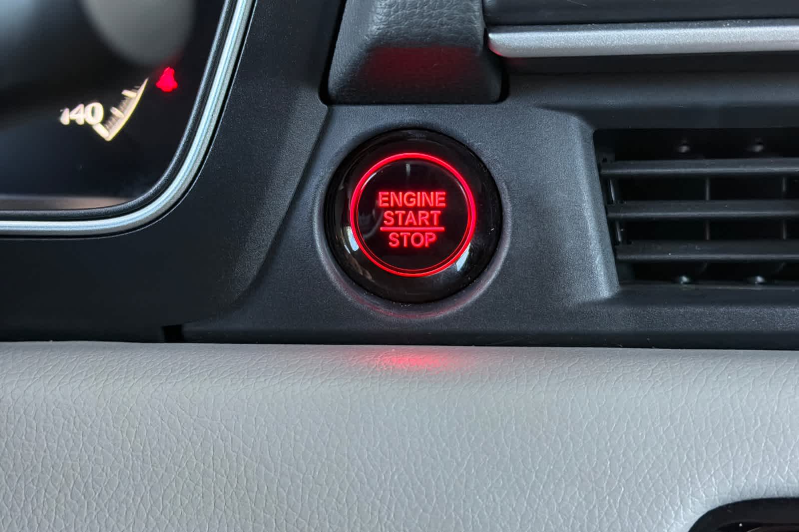 Thumbnail: 2025 Honda Pilot - 26