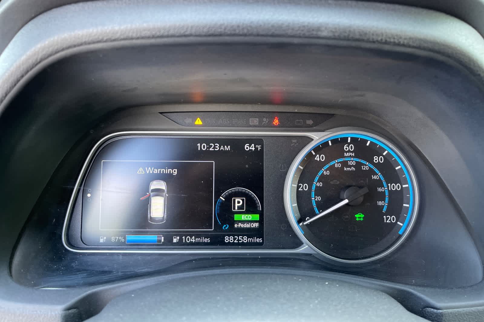 Thumbnail: 2018 Nissan Leaf - 13