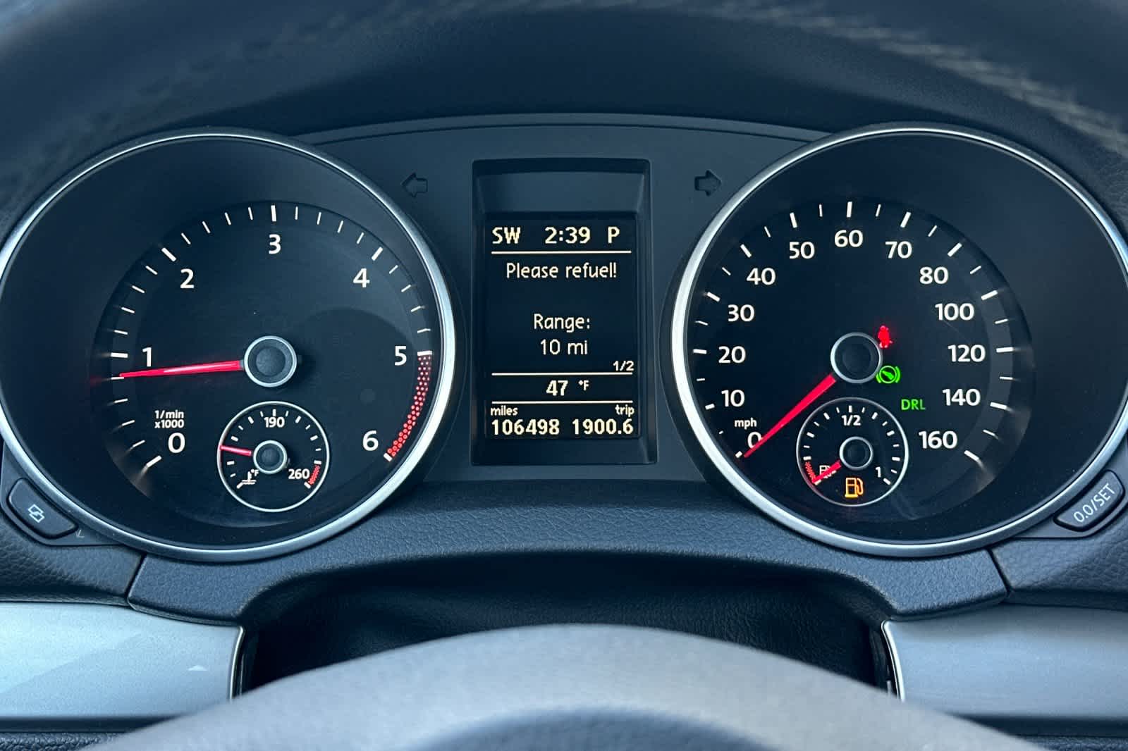 Thumbnail: 2012 Volkswagen Golf - 24