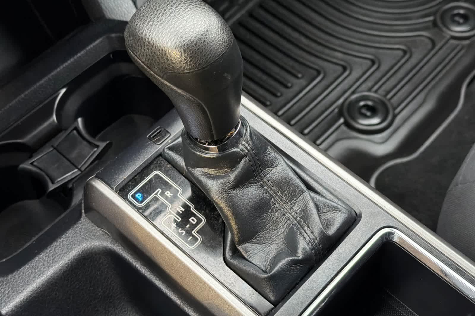 Thumbnail: 2019 Toyota Tacoma - 21