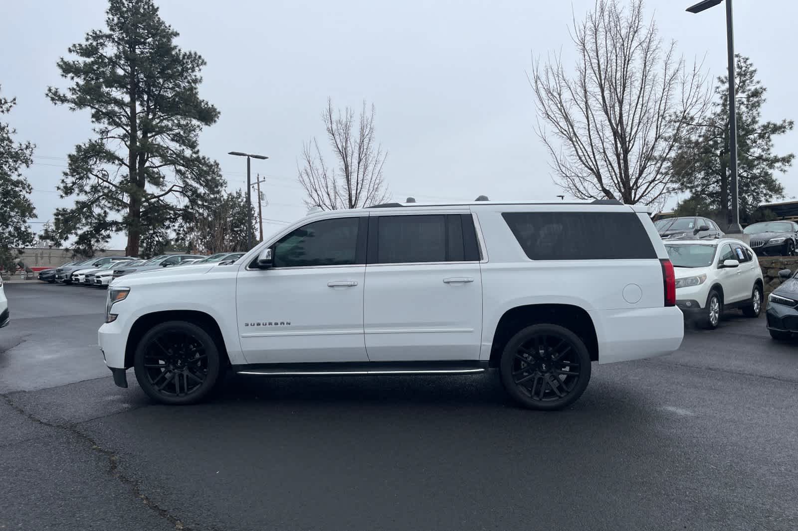 Thumbnail: 2018 Chevrolet Suburban - 5