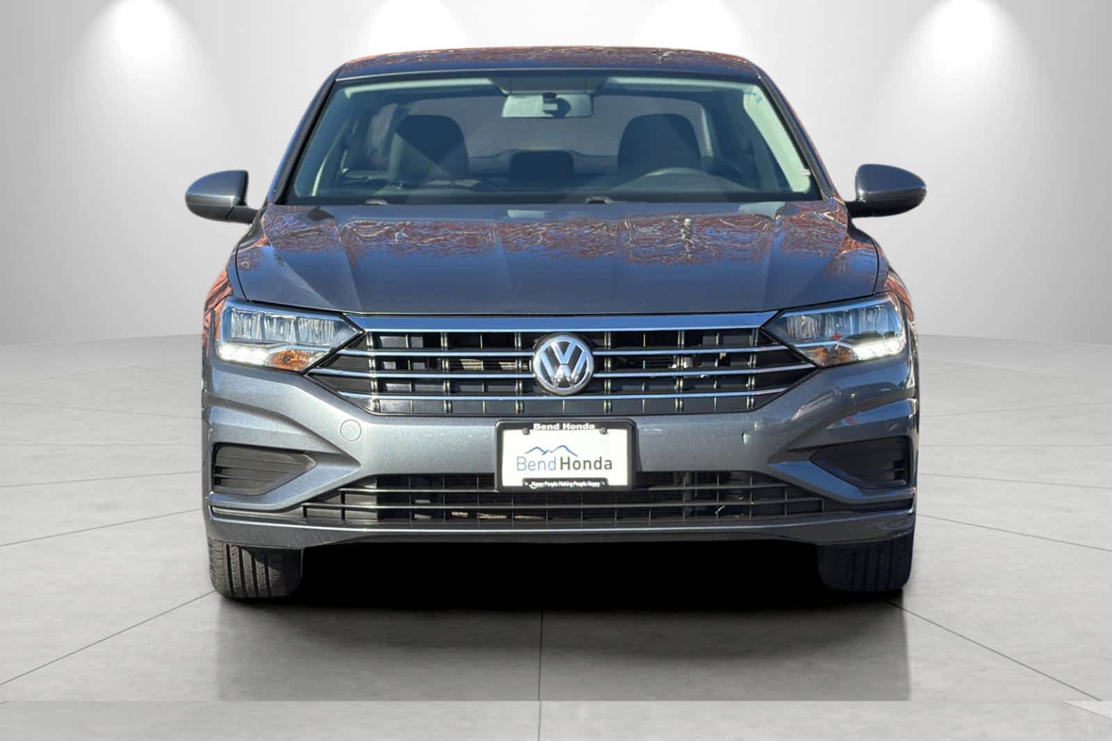 Thumbnail: 2019 Volkswagen Jetta - 10
