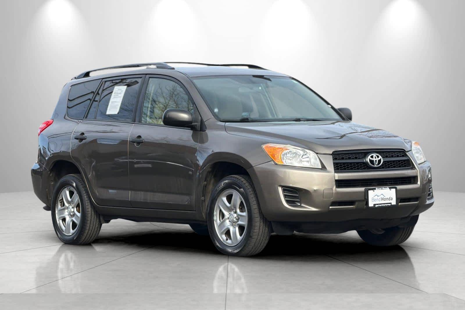 Thumbnail: 2011 Toyota RAV4 - 9